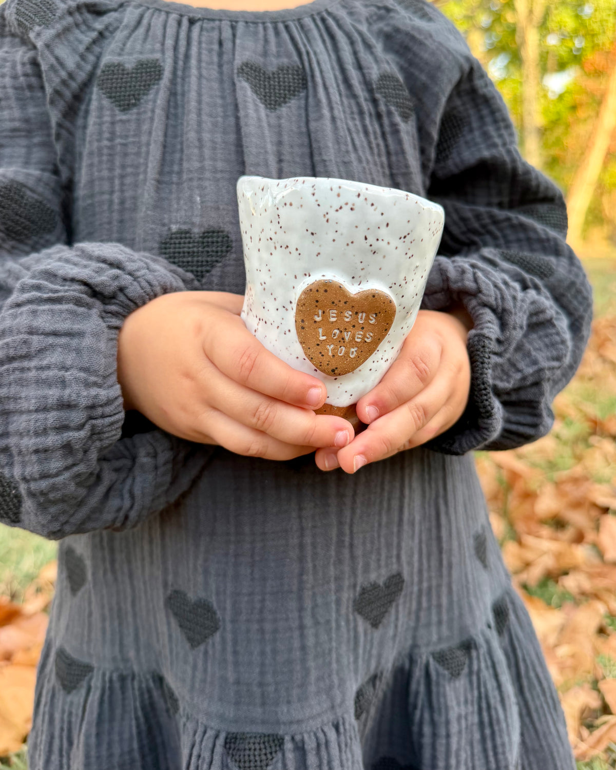 Nora Kids/Espresso Cup JLY Heart White